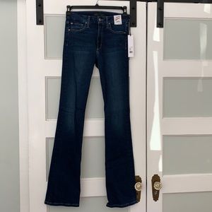 *Never worn* Joe’s Jeans high rise curvy bootcut